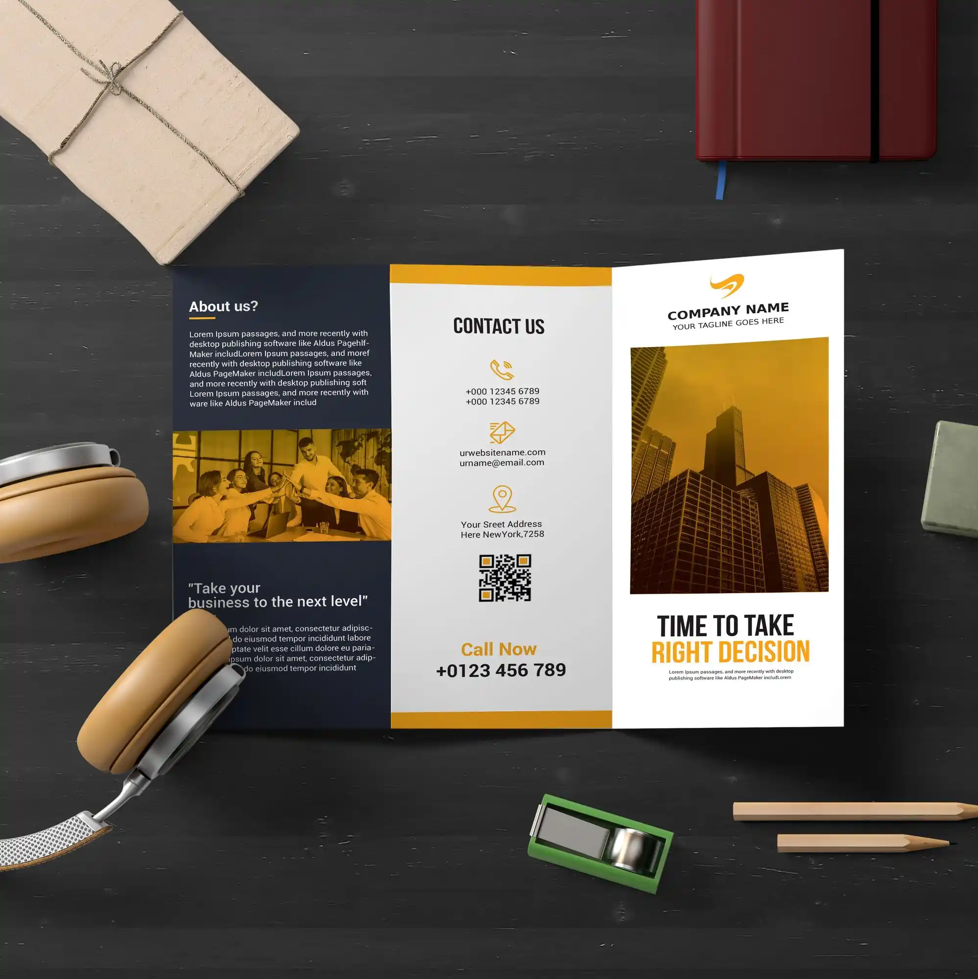 Custom Printed Tri-Fold Brochures on High Quality Materials 2 Custom Printed Tri-Fold Brochures on High Quality Materials 2